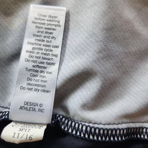 Athleta 'Ready Set Go' Blue Geometric Lined Running Shorts, Size Small - Picture 6 of 6